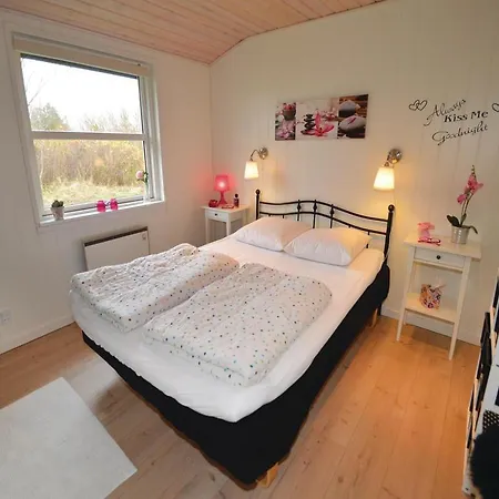 Prázdninový dům Three-bedroom Holiday In Hjorring *